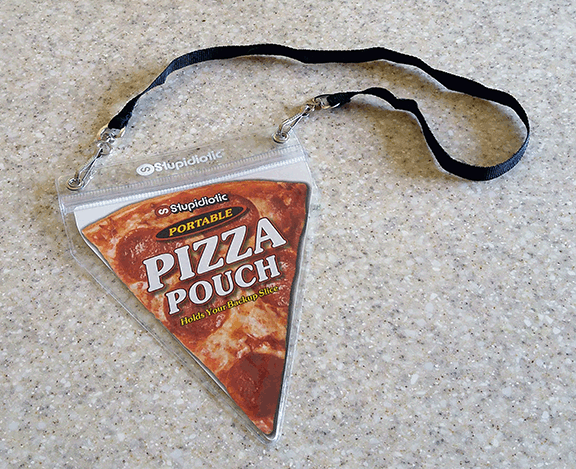 pizza-pouch-necklace